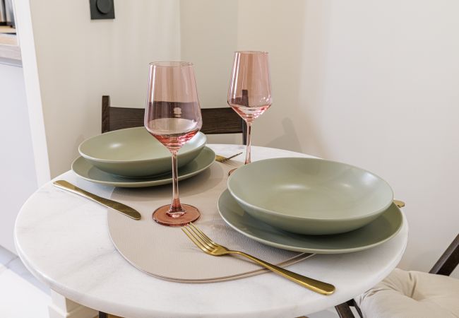 Apartment in Nice - Beautiful 1 bedroom apt - AC - Near train station Apartment in Nice - Beautiful 1 bedroom apt - AC - Near train station