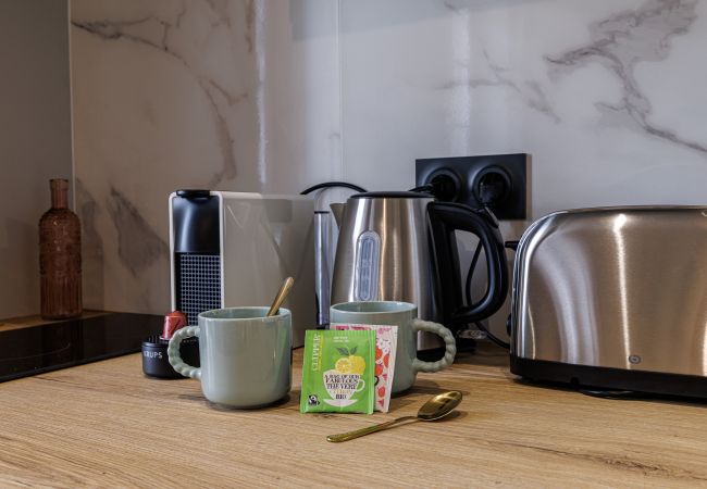 Apartment in Nice - Beautiful 1 bedroom apt - AC - Near train station Apartment in Nice - Beautiful 1 bedroom apt - AC - Near train station