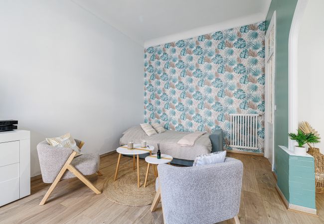 Apartment in Nice - Spacious apartment - Port District - 6 people Apartment in Nice - Spacious apartment - Port District - 6 people