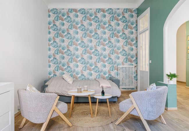 Apartment in Nice - Spacious apartment - Port District - 6 people Apartment in Nice - Spacious apartment - Port District - 6 people