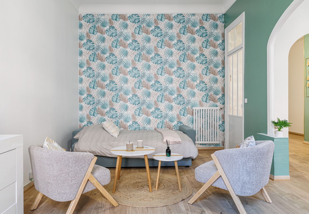 Apartment in Nice - Spacious apartment - Port District - 6 people Apartment in Nice - Spacious apartment - Port District - 6 people
