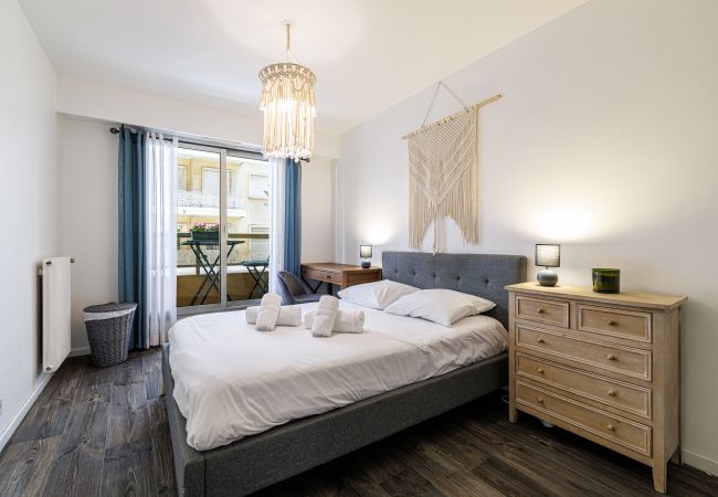 Apartment in Nice - Very beautiful apartment - Terrace - 6people Apartment in Nice - Very beautiful apartment - Terrace - 6people