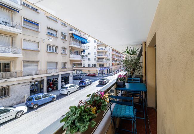 Apartment in Nice - Very beautiful apartment - Terrace - 6people Apartment in Nice - Very beautiful apartment - Terrace - 6people