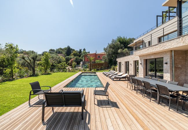 Villa in Mougins - Luxury Villa in Mougins – Pool, Spa and Elegance Villa in Mougins - Luxury Villa in Mougins – Pool, Spa and Elegance