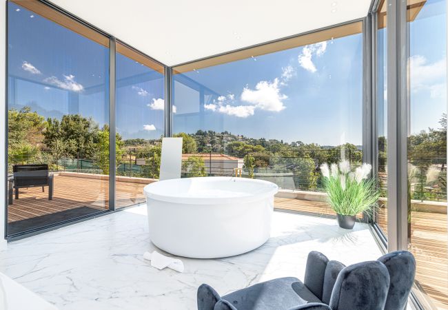 Villa in Mougins - Luxury Villa in Mougins – Pool, Spa and Elegance Villa in Mougins - Luxury Villa in Mougins – Pool, Spa and Elegance