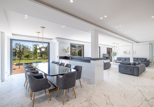 Villa in Mougins - Luxury Villa in Mougins – Pool, Spa and Elegance Villa in Mougins - Luxury Villa in Mougins – Pool, Spa and Elegance