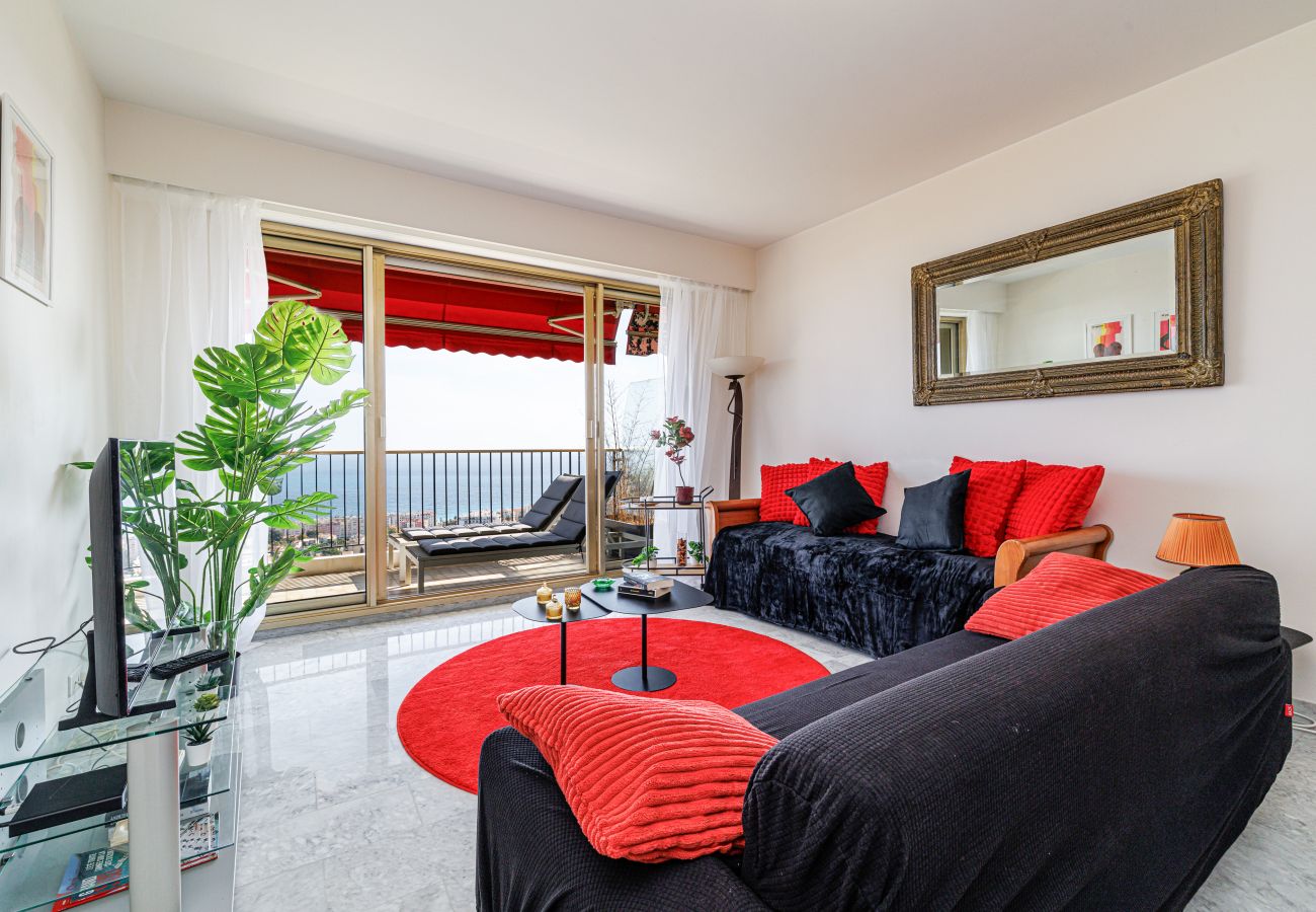 Apartment in Nice - Spacious apt 1 bedroom with terrace - Magnificent clear seaview Apartment in Nice - Spacious apt 1 bedroom with terrace - Magnificent clear seaview