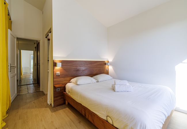 House in Aspremont - Provençal house with swimming pool - Stunning view House in Aspremont - Provençal house with swimming pool - Stunning view