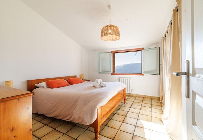 House in Aspremont - Provençal house with swimming pool - Stunning view House in Aspremont - Provençal house with swimming pool - Stunning view