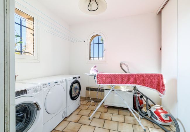 House in Aspremont - Provençal house with swimming pool - Stunning view House in Aspremont - Provençal house with swimming pool - Stunning view