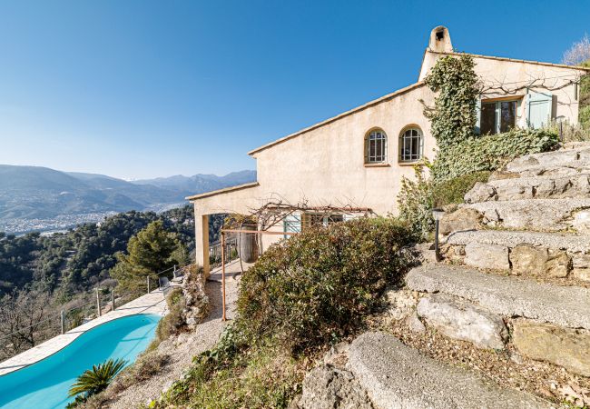 House in Aspremont - Provençal house with swimming pool - Stunning view House in Aspremont - Provençal house with swimming pool - Stunning view
