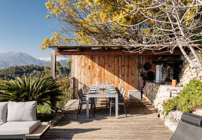 House in Aspremont - Provençal house with swimming pool - Stunning view House in Aspremont - Provençal house with swimming pool - Stunning view