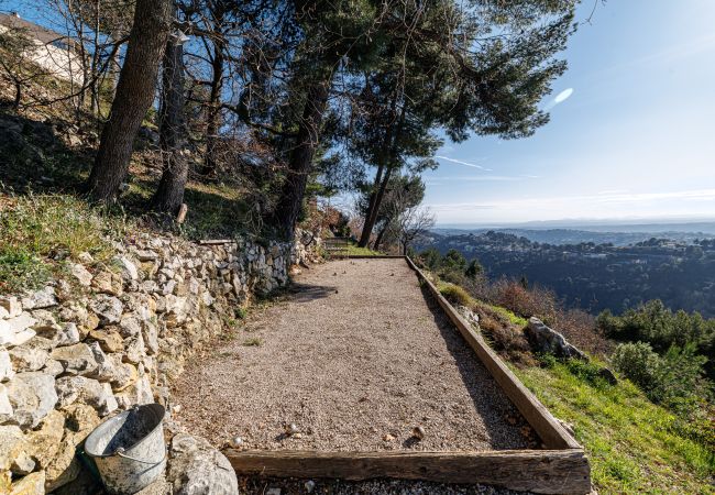 House in Aspremont - Provençal house with swimming pool - Stunning view House in Aspremont - Provençal house with swimming pool - Stunning view