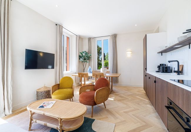 Apartment in Nice - Renovated Apartment – Air-Conditioned – 2 En-Suite Bedrooms Apartment in Nice - Renovated Apartment – Air-Conditioned – 2 En-Suite Bedrooms