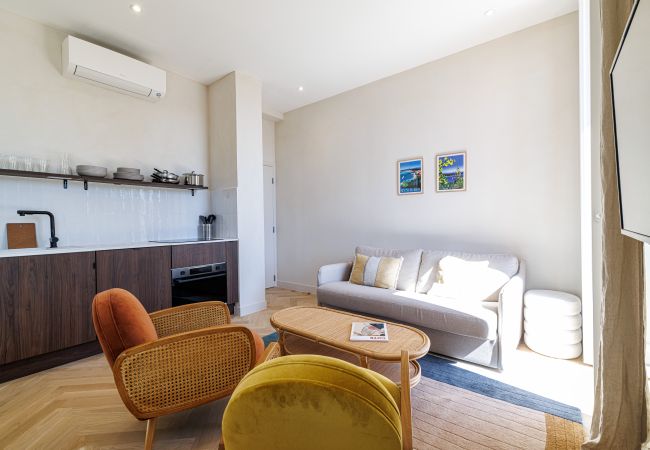 Apartment in Nice - Renovated Apartment – Air-Conditioned – 2 En-Suite Bedrooms Apartment in Nice - Renovated Apartment – Air-Conditioned – 2 En-Suite Bedrooms