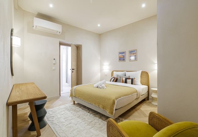 Apartment in Nice - Renovated Apartment – Air-Conditioned – 2 En-Suite Bedrooms Apartment in Nice - Renovated Apartment – Air-Conditioned – 2 En-Suite Bedrooms