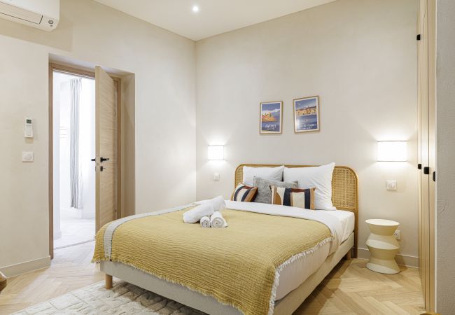 Apartment in Nice - Renovated Apartment – Air-Conditioned – 2 En-Suite Bedrooms Apartment in Nice - Renovated Apartment – Air-Conditioned – 2 En-Suite Bedrooms