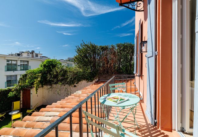 Apartment in Nice - Renovated Apartment – Air-Conditioned – 2 En-Suite Bedrooms Apartment in Nice - Renovated Apartment – Air-Conditioned – 2 En-Suite Bedrooms