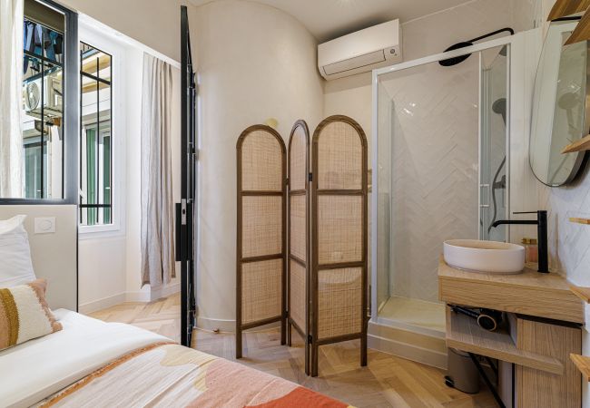 Apartment in Nice - Renovated Apartment – Air-Conditioned – 2 En-Suite Bedrooms Apartment in Nice - Renovated Apartment – Air-Conditioned – 2 En-Suite Bedrooms