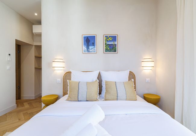 Apartment in Nice - Renovated Apartment – Air-Conditioned – 2 En-Suite Bedrooms Apartment in Nice - Renovated Apartment – Air-Conditioned – 2 En-Suite Bedrooms