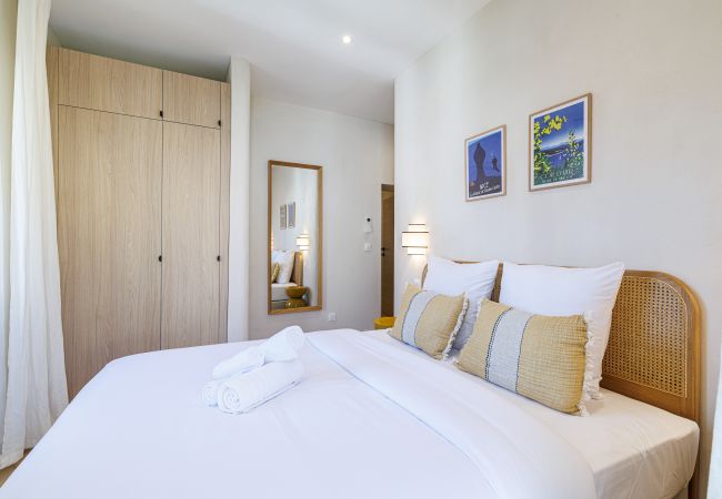 Apartment in Nice - Renovated Apartment – Air-Conditioned – 2 En-Suite Bedrooms Apartment in Nice - Renovated Apartment – Air-Conditioned – 2 En-Suite Bedrooms
