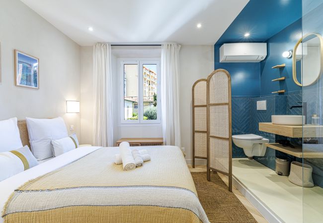 Apartment in Nice - Renovated Apartment – Air-Conditioned – 2 En-Suite Bedrooms Apartment in Nice - Renovated Apartment – Air-Conditioned – 2 En-Suite Bedrooms