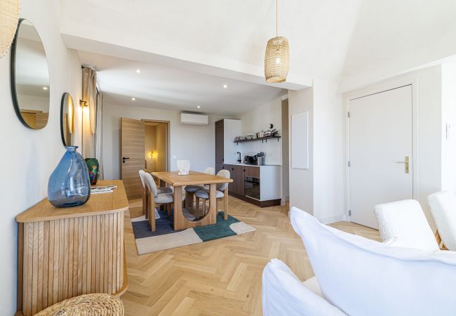 Apartment in Nice - Atypical Duplex Apartment – Air-Conditioned – 2 Bedrooms Apartment in Nice - Atypical Duplex Apartment – Air-Conditioned – 2 Bedrooms