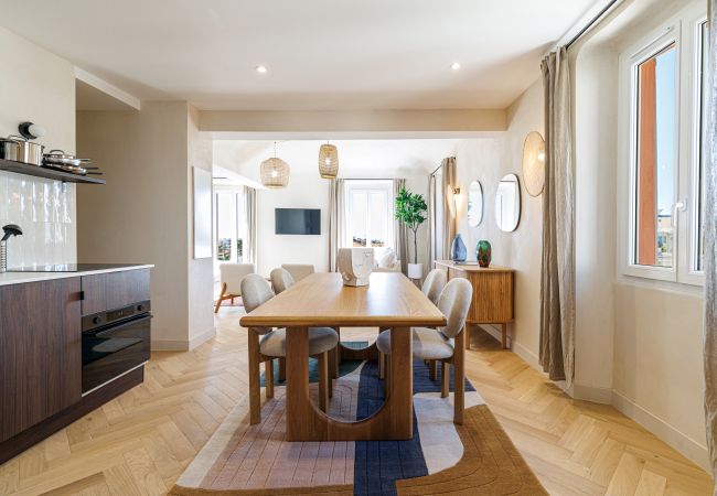 Apartment in Nice - Atypical Duplex Apartment – Air-Conditioned – 2 Bedrooms Apartment in Nice - Atypical Duplex Apartment – Air-Conditioned – 2 Bedrooms