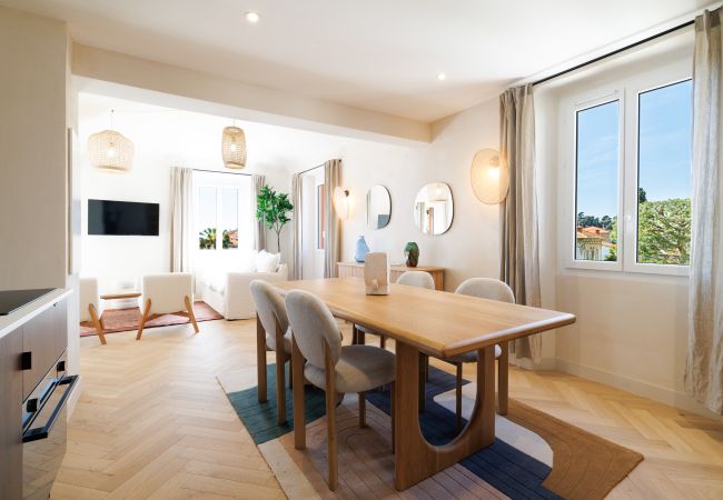 Apartment in Nice - Atypical Duplex Apartment – Air-Conditioned – 2 Bedrooms Apartment in Nice - Atypical Duplex Apartment – Air-Conditioned – 2 Bedrooms