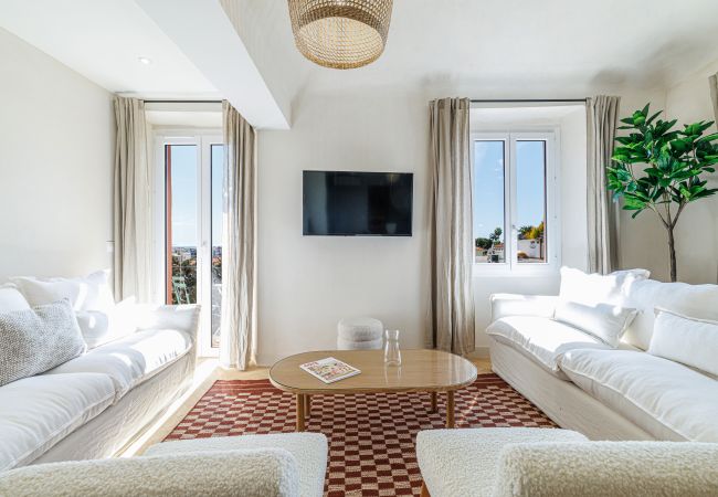Apartment in Nice - Atypical Duplex Apartment – Air-Conditioned – 2 Bedrooms Apartment in Nice - Atypical Duplex Apartment – Air-Conditioned – 2 Bedrooms