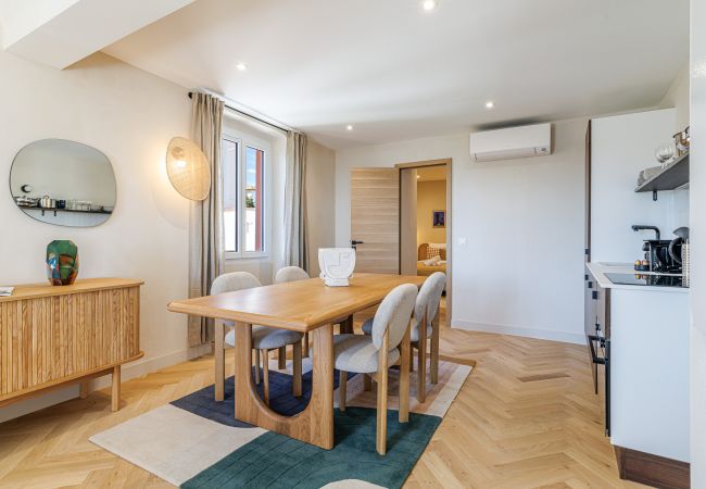 Apartment in Nice - Atypical Duplex Apartment – Air-Conditioned – 2 Bedrooms Apartment in Nice - Atypical Duplex Apartment – Air-Conditioned – 2 Bedrooms