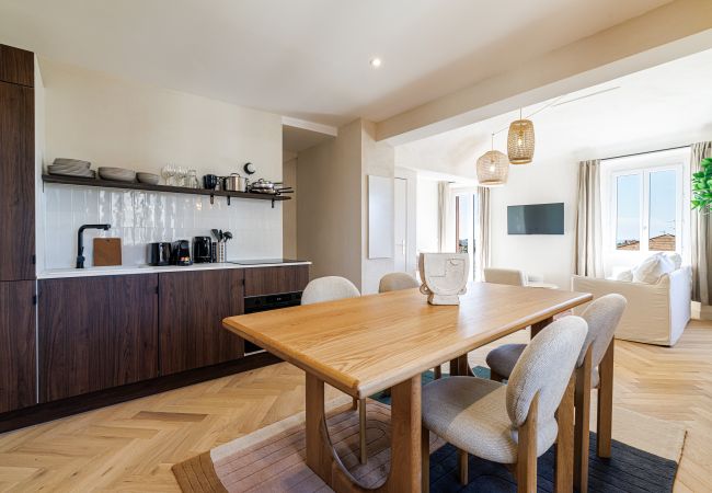 Apartment in Nice - Atypical Duplex Apartment – Air-Conditioned – 2 Bedrooms Apartment in Nice - Atypical Duplex Apartment – Air-Conditioned – 2 Bedrooms