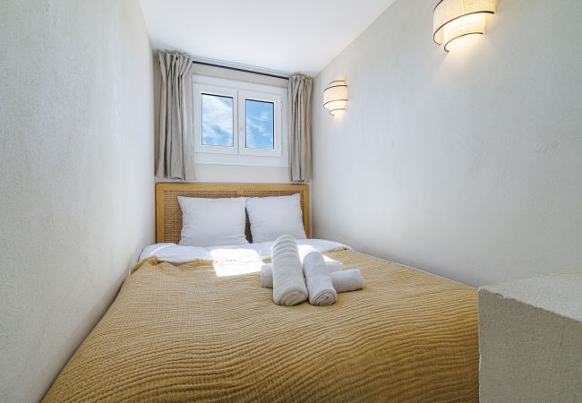 Apartment in Nice - Atypical Duplex Apartment – Air-Conditioned – 2 Bedrooms Apartment in Nice - Atypical Duplex Apartment – Air-Conditioned – 2 Bedrooms