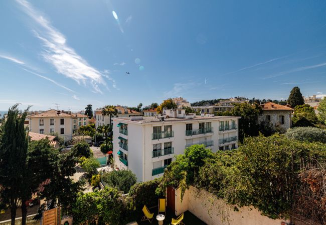 Apartment in Nice - Atypical Duplex Apartment – Air-Conditioned – 2 Bedrooms Apartment in Nice - Atypical Duplex Apartment – Air-Conditioned – 2 Bedrooms