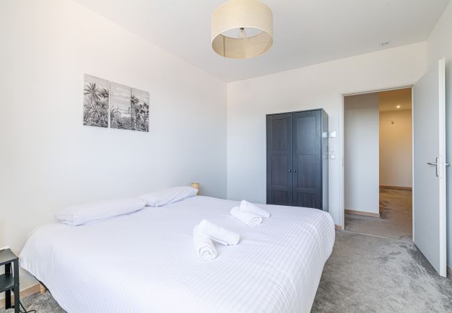 Villa in Saint Paul de Vence - Contemporary Villa – St Paul – Pool – A/C Villa in Saint Paul de Vence - Contemporary Villa – St Paul – Pool – A/C