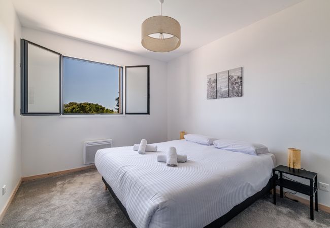 Villa in Saint Paul de Vence - Contemporary Villa – St Paul – Pool – A/C Villa in Saint Paul de Vence - Contemporary Villa – St Paul – Pool – A/C