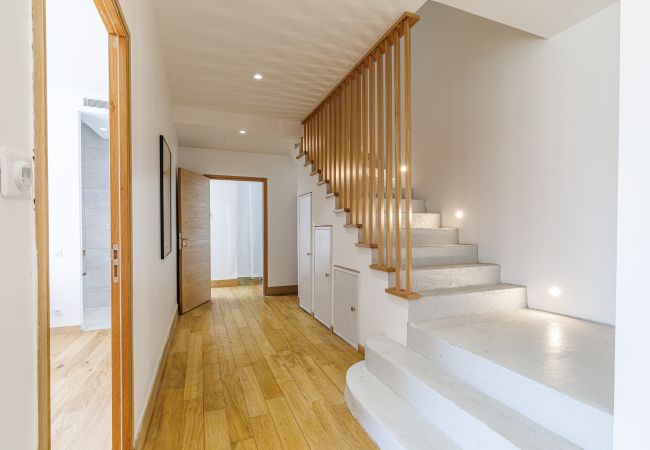 Villa in Saint Paul de Vence - Contemporary Villa – St Paul – Pool – A/C Villa in Saint Paul de Vence - Contemporary Villa – St Paul – Pool – A/C