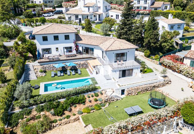 Villa/Dettached house in Saint Paul de Vence - Contemporary Villa – St Paul – Pool – A/C