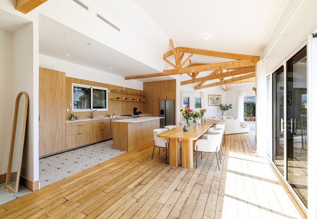 Villa in Saint Paul de Vence - Contemporary Villa – St Paul – Pool – A/C Villa in Saint Paul de Vence - Contemporary Villa – St Paul – Pool – A/C