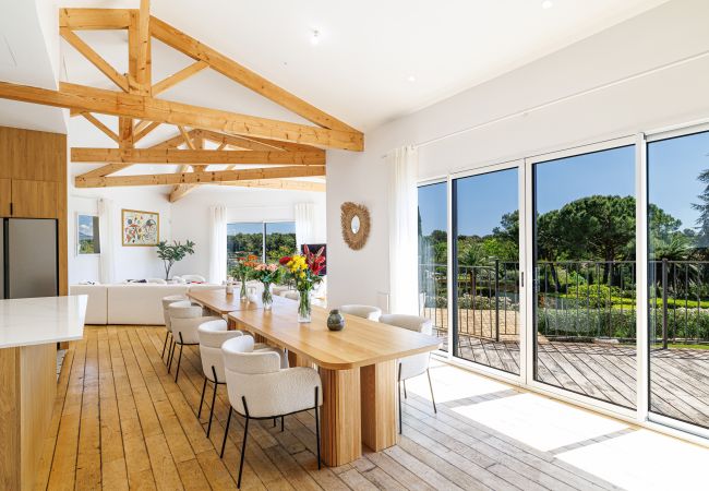 Villa in Saint Paul de Vence - Contemporary Villa – St Paul – Pool – A/C Villa in Saint Paul de Vence - Contemporary Villa – St Paul – Pool – A/C