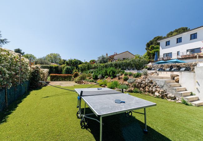 Villa in Saint Paul de Vence - Contemporary Villa – St Paul – Pool – A/C Villa in Saint Paul de Vence - Contemporary Villa – St Paul – Pool – A/C