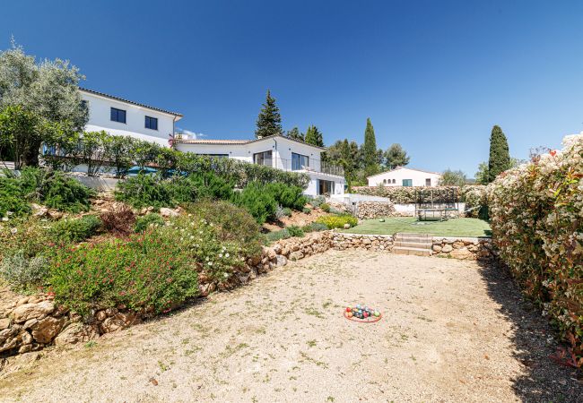 Villa in Saint Paul de Vence - Contemporary Villa – St Paul – Pool – A/C Villa in Saint Paul de Vence - Contemporary Villa – St Paul – Pool – A/C