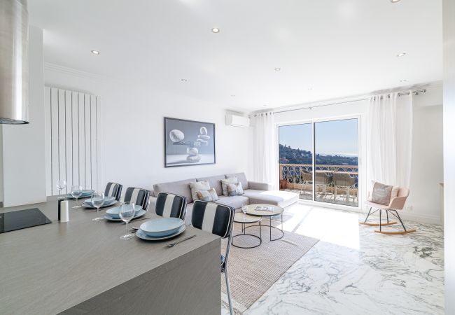 Apartment in Villefranche-sur-Mer - Panoramic see view - 2 bedrooms - Villefranche sur Mer Apartment in Villefranche-sur-Mer - Panoramic see view - 2 bedrooms - Villefranche sur Mer