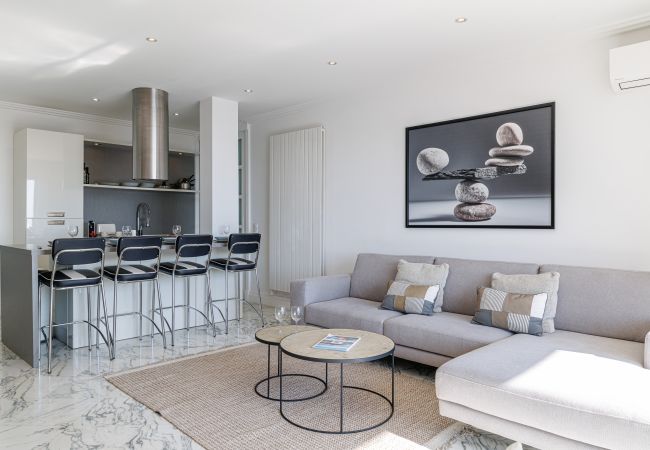 Apartment in Villefranche-sur-Mer - Panoramic see view - 2 bedrooms - Villefranche sur Mer Apartment in Villefranche-sur-Mer - Panoramic see view - 2 bedrooms - Villefranche sur Mer