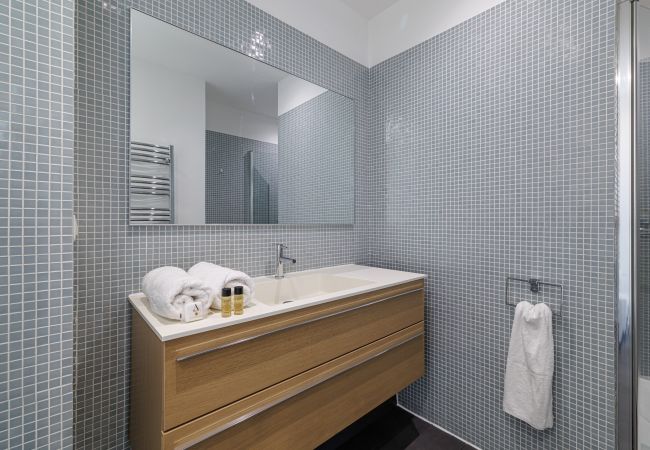 Apartment in Villefranche-sur-Mer - Panoramic see view - 2 bedrooms - Villefranche sur Mer Apartment in Villefranche-sur-Mer - Panoramic see view - 2 bedrooms - Villefranche sur Mer