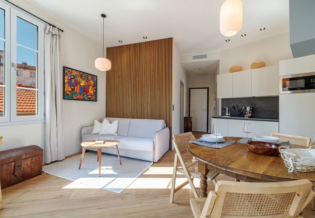 Apartment in Nice - Charming Air-Conditioned 1-Bedroom Apartment – Ideally Located in Nice Apartment in Nice - Charming Air-Conditioned 1-Bedroom Apartment – Ideally Located in Nice