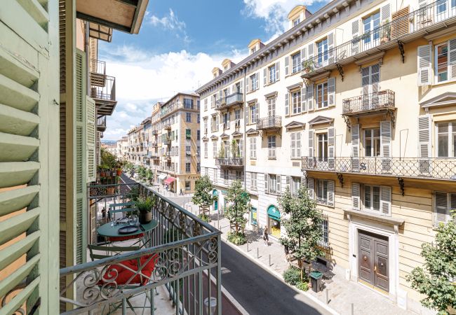 Apartment in Nice - Elegant Renovated 2-Bedroom Apartment – Balcony & 2 En-Suite Rooms Apartment in Nice - Elegant Renovated 2-Bedroom Apartment – Balcony & 2 En-Suite Rooms