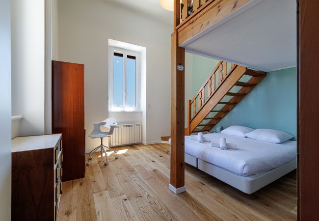 Villa in Nice - Family villa in Nice – Stunning view, pool and outdoor games Villa in Nice - Family villa in Nice – Stunning view, pool and outdoor games