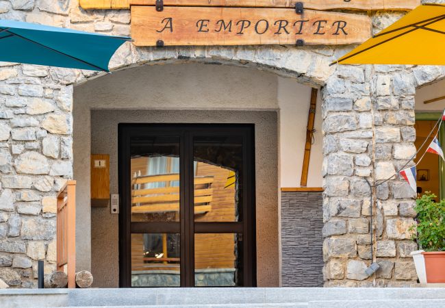 Apartment in Valberg - Charming duplex in the heart of Valberg – Exceptional location! Apartment in Valberg - Charming duplex in the heart of Valberg – Exceptional location!