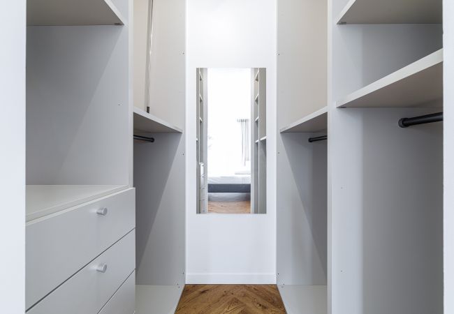 Apartment in Nice - Superb Renovated 2-Bedroom in Nice Cimiez – Peace & Comfort Apartment in Nice - Superb Renovated 2-Bedroom in Nice Cimiez – Peace & Comfort